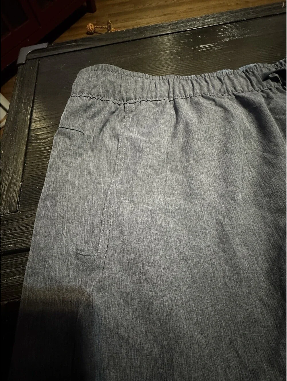 Eddie Bauer Mens Performance Shorts Gray Stretch Pull On 7” Inseam Pockets
